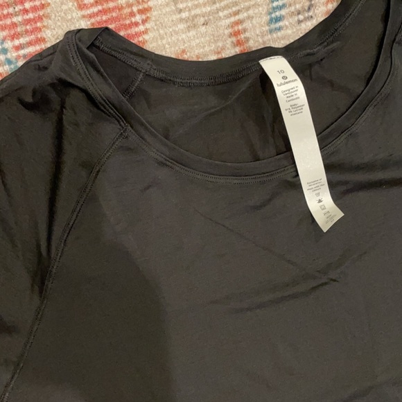 Lululemon Open Up Tie Back Tee - Picture 2 of 7
